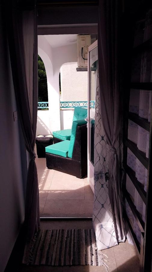 Piscines Privees Et Chauffees, Private Heated Pools Grand Baie Exterior foto