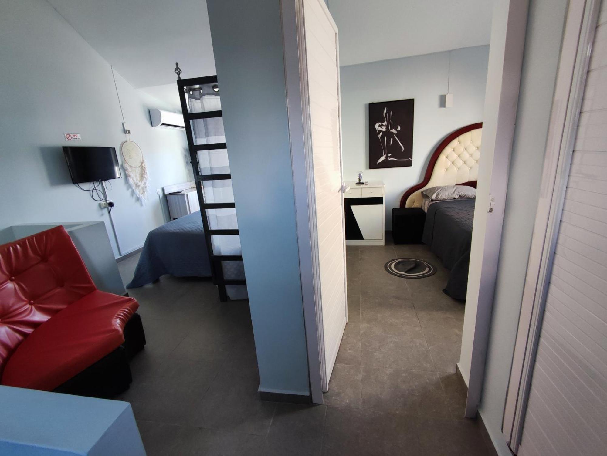 Piscines Privees Et Chauffees, Private Heated Pools Grand Baie Exterior foto
